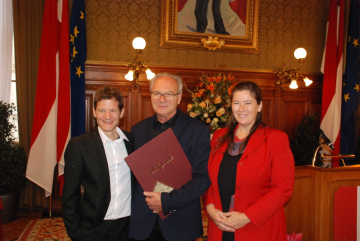 Florian Ploberger, Walter Fehlinger und Claudia Lorenz am 26.11.2019 bei der Verleihung der Arthur von Rosthorn Medaille im Wiener Rathaus